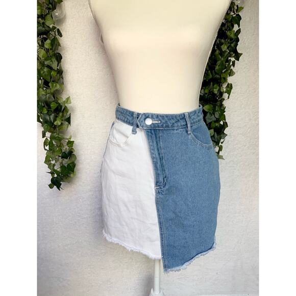 Cloud Ten Cotton Asymmetrical High Waisted Mini Skirt Women's Small - Picture 8 of 9